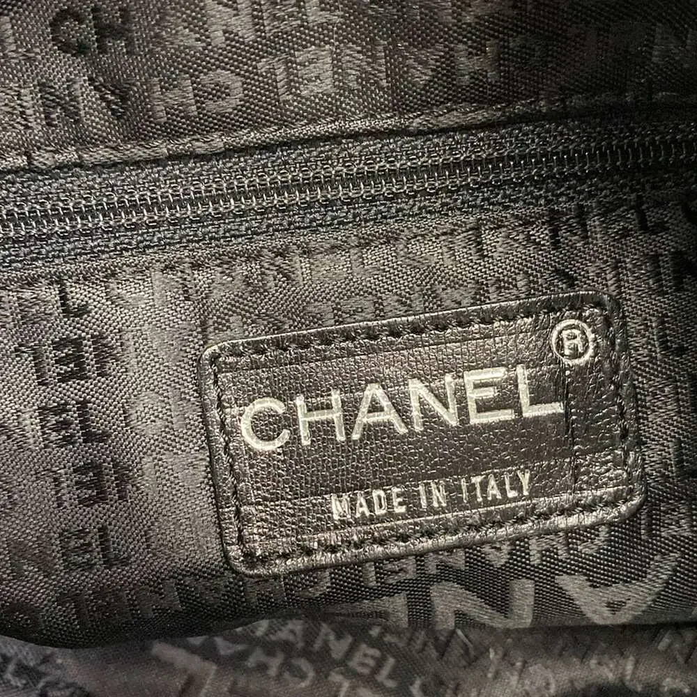 Chanel Shoulder Bag